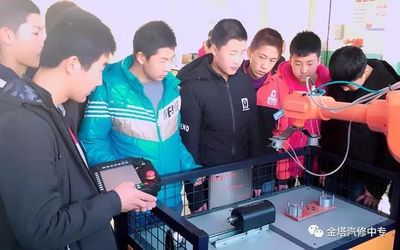 人工智能時代下，機電一體化專業(yè)如何應(yīng)對“機器換人”浪潮